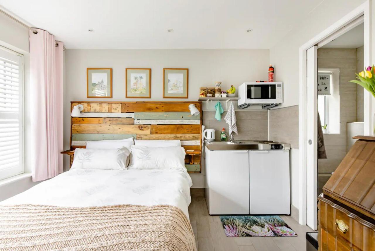 Arlington - Private Room And En-Suite Woking Esterno foto